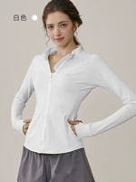 Белая куртка