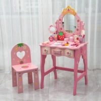 Очень большой туалетный столик, полный комплект