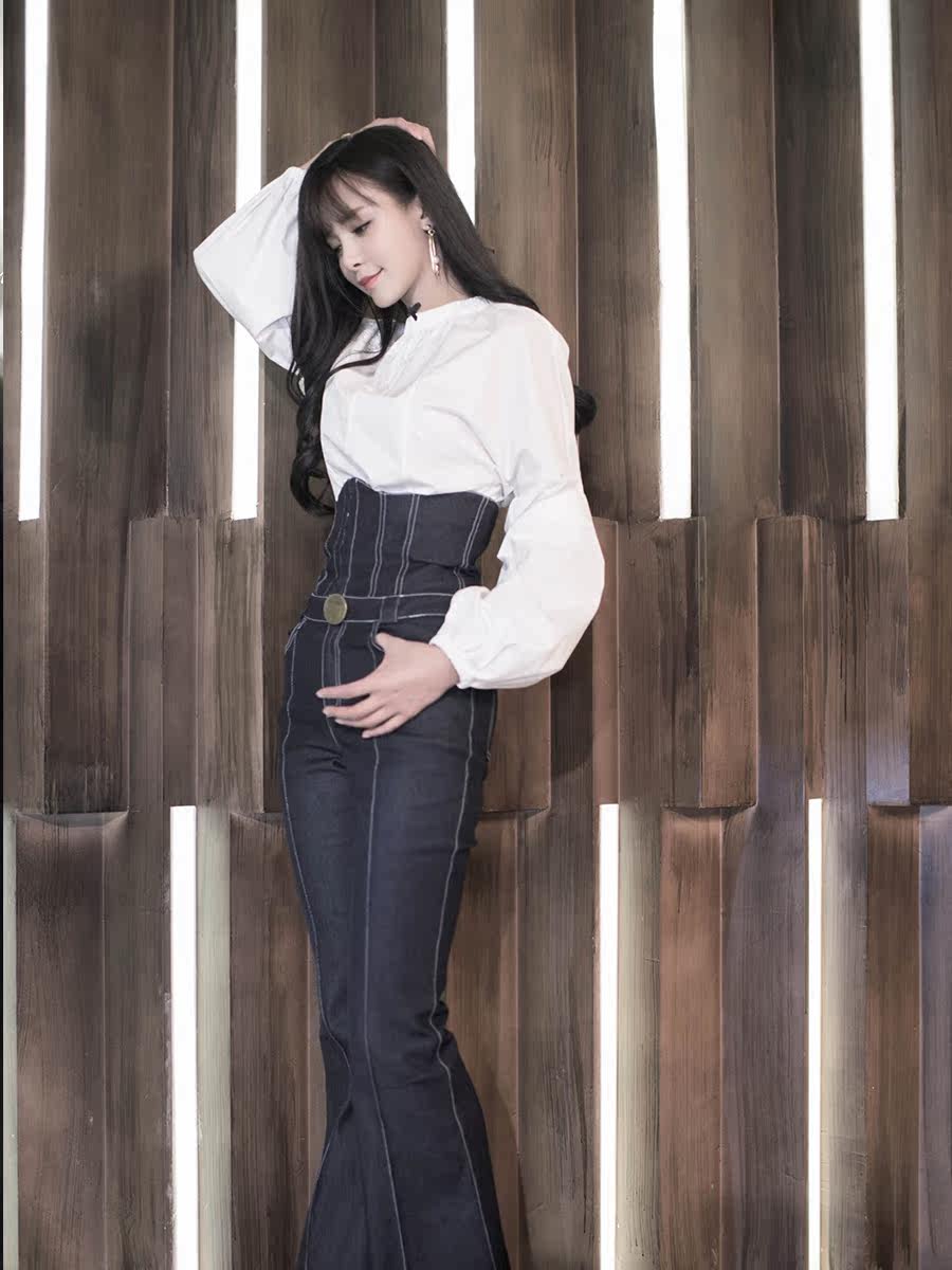 devil beauty宽松灯笼袖中长款衬衫女牛仔高腰长裤修身喇叭裤开叉