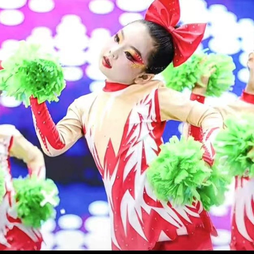 Профессиональная индивидуальная служба конкурса сервиса бодибилдинга танце