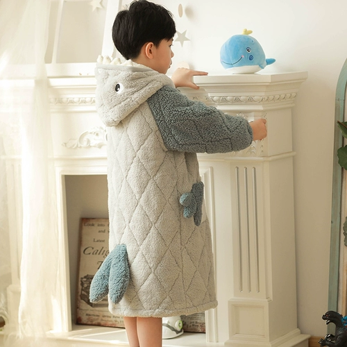 Детская коралловая бархатная демисезонная пижама, длинный мультяшный удерживающий тепло фланелевый банный халат для мальчиков