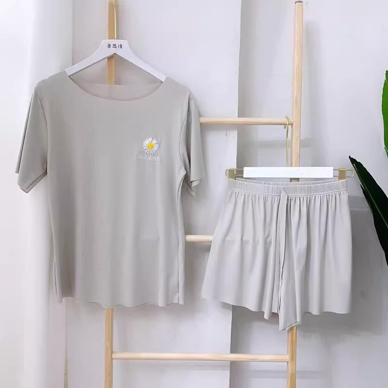 Two-piece set [Little Daisy] gray