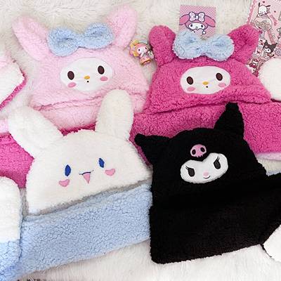 taobao agent Winter cute soft girl and thick lamb cashmere jade Guogou dogs, Kuromi Merodi warm hat scarf gloves integrated