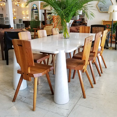 Мраморный стол