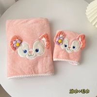 Розовое банное полотенце