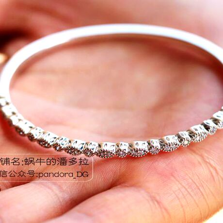 爱逛街为您找到锆石手镯相关的宝贝,您可以在下面的板块中挑选喜欢的