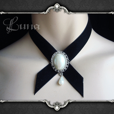 taobao agent Gloria ｜ Twilight City handicrafts vampire necklace Classical Gothic black velvet pearl neck