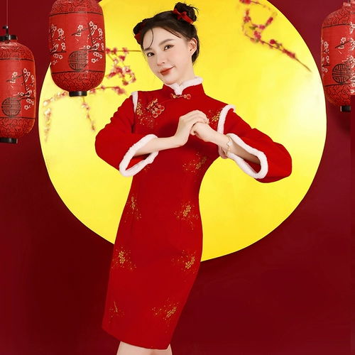 Красное утепленное праздничнное новогоднее ципао, коллекция 2023, китайский стиль
