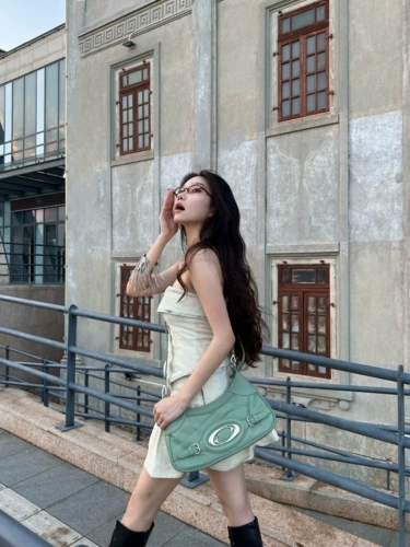 cultivator Схватить на подмышечную сумку морщин