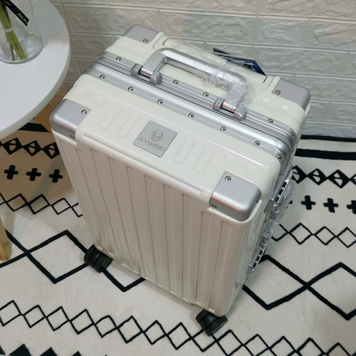 Прочный универсальный чемодан на колесиках подходит для мужчин и женщин