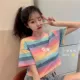 Mùa hè năm 2021 phong cách mới hyuna phong cách cầu vồng sọc crop top lỏng lẻo ngắn tay áo thun nữ trong triều - Áo phông