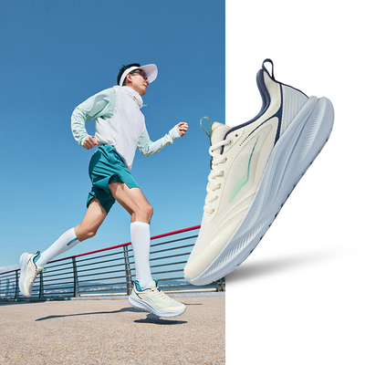 鸣鸥3鸿星尔克冬季新款跑步鞋男软底减震运动鞋男鞋耐磨轻便鞋子