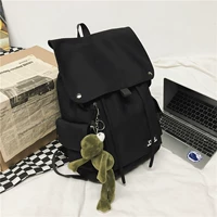 Чисто черный стандартный номер + зеленая длинноногая лягушка