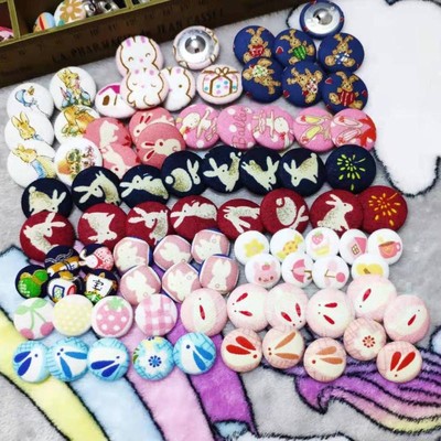 taobao agent Handmade DIY Cartoon cloth art buttons, cloth bag buckle K304 and Feng Rabbit Peter Ballet Bunny Fifi