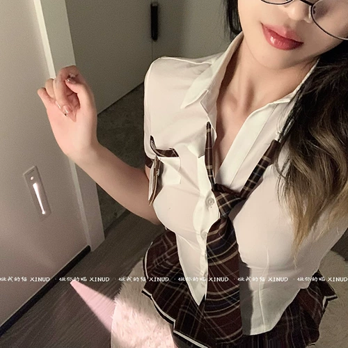 Будь твоей кошкой: чего ты ждешь?Оригинальная модель дизайна Micro -View Школьная сестра с тонкой короткой юбкой униформой OL