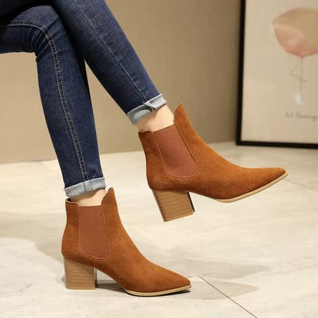 爱逛街为您找到黑色春秋单靴相关的宝贝,您可以在下面的板块中挑选