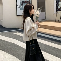 Белая черная юбка