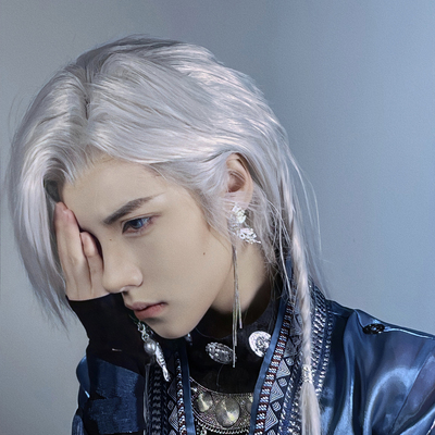 taobao agent [Big and again] Twin COS COS male wolf tail styling hand hook wigs of teenagers exotic wind top tops