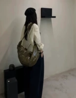 Счастливые фрукты зеленые большое количество