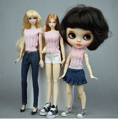 taobao agent 30cm doll clothing 6 points OB Xinyi FR2 supermodel Momoko peach blythe small cloth pink sweater