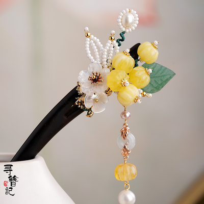 taobao agent Genuine ethnic cheongsam, Chinese hairpin with tassels, ethnic style