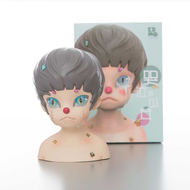 郝朗《哭泣的少年》北欧装饰摆件创意圣诞节礼物潮玩手办桌面摆件