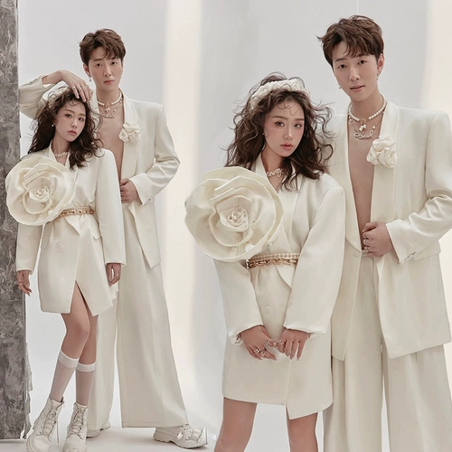 Весенний классический костюм для влюбленных, тренд сезона