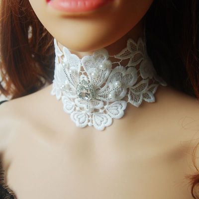 taobao agent White necklace handmade, floral print
