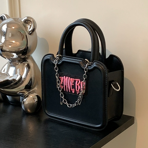 Черная небольшая сумка, сумка через плечо