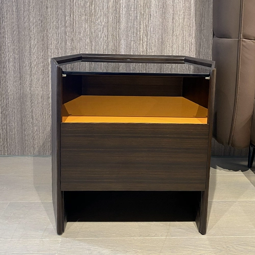 Итальянский легкий роскошный максимальный посредник современный минималистский спальня спальня прикроватный шкаф целый шкаф хранения хранения