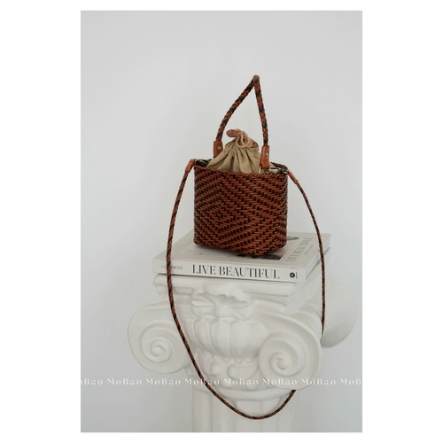 Кожаная плетеная барсетка для отдыха, квадратная маленькая сумка на одно плечо, французский стиль