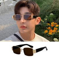 Тип G — чайные таблетки в золотой оправе.