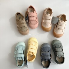 кеды детские 宽妈家 | 西班牙igor超软日系男女童帆布鞋做旧双魔术贴单鞋