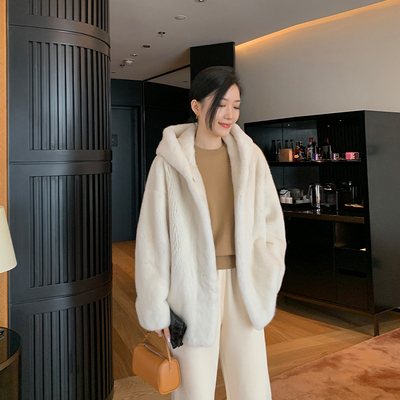 taobao agent MSBeast Yue Winter melody imported purple label mink coat female whole mink profile hooded mink fur grasshoppers winter