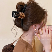 【Ярко -черный нижний клип】 леопардовый принцип Cat Clip ~ около 13 см.