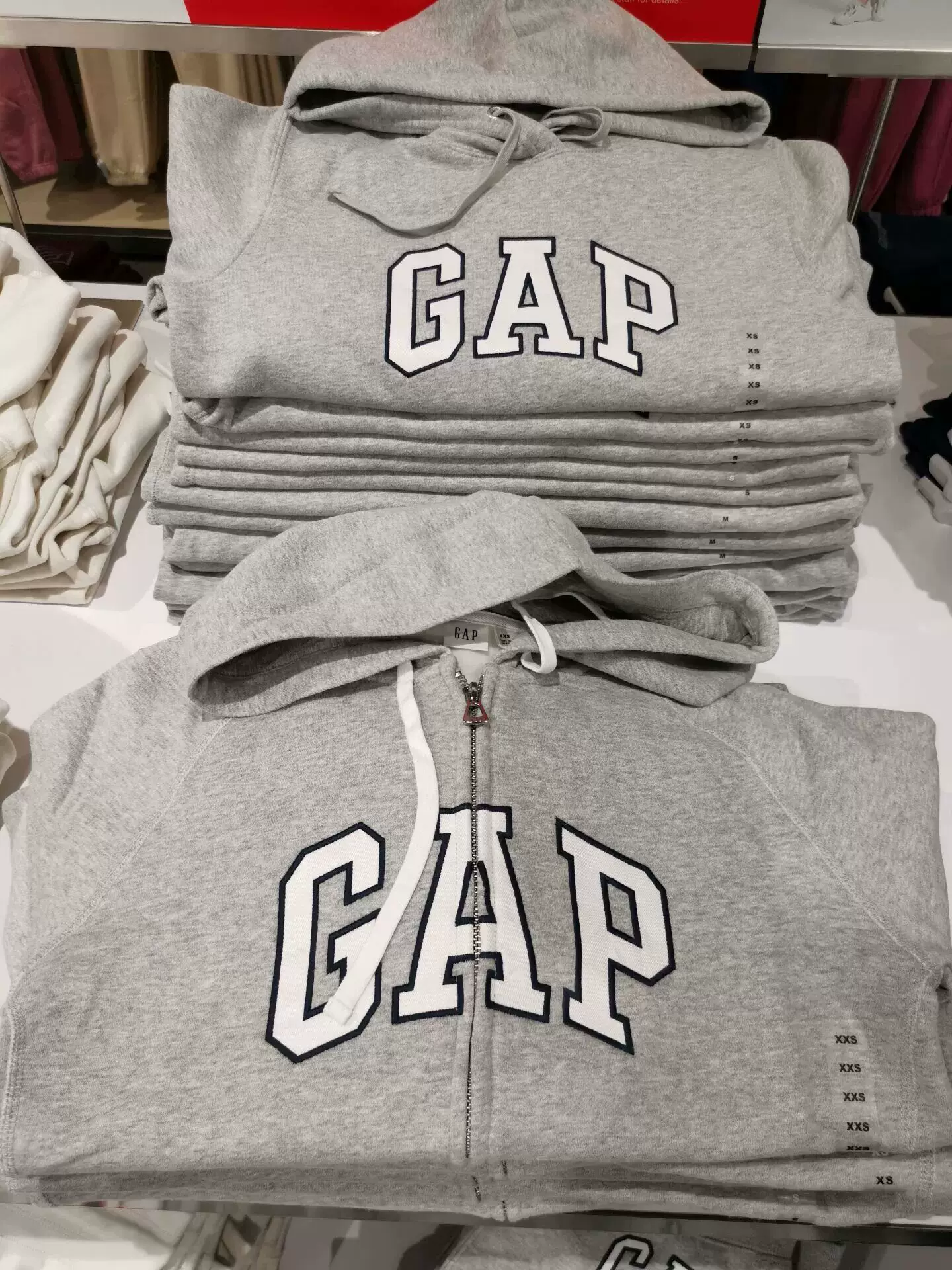 Gap ，，