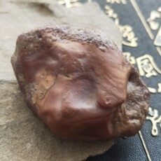 Ювелирные камни 金丝玉原石/乌尔禾宝石光/新疆彩玉/戈壁玉/玉石原石/天然沙漠漆