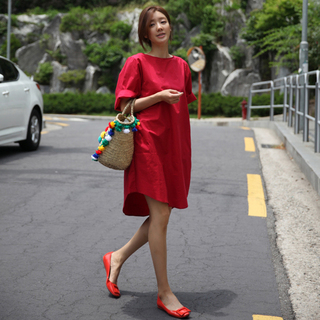 2022夏季韩国东大门宽松酒红色五分袖显瘦直筒棉麻连衣裙女中长款