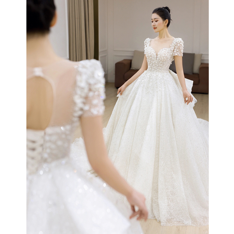  White trailer wedding dress plus eight -piece set+XL   + $15.71 