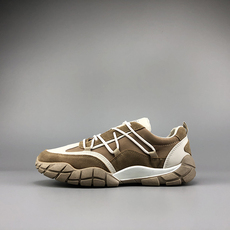 Энергичный обувь