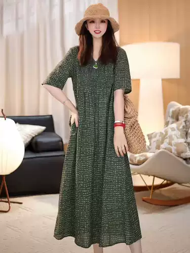 Зеленое летнее платье, корсет, длинная юбка, изысканный стиль, яркий броский стиль, V-образный вырез