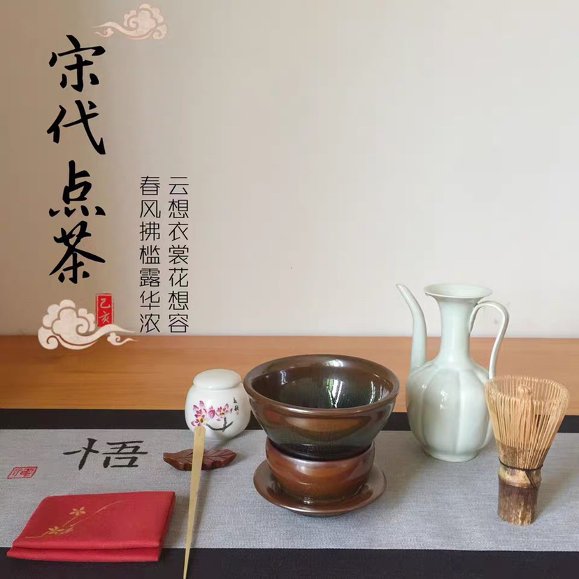 珍品◇蔵からかなり古い珍しい抹茶茶碗が出てきた。和紙に漆塗りの抹茶