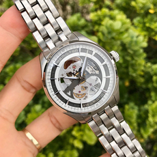 Швейцарские наручные часы