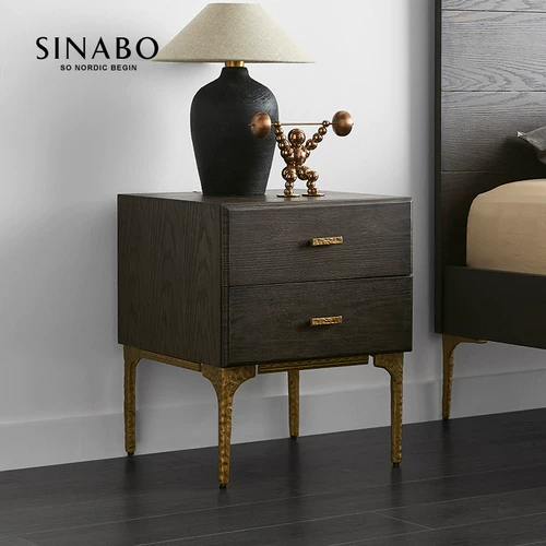 После легкой роскоши, современный прикроватный шкаф с твердым деревом Нордический ретро импортный дубовый шкаф для хранения.