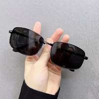 Черный и серый