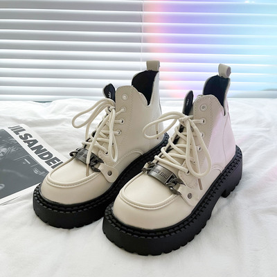 taobao agent Martens, demi-season retro small design metal train model English style, low boots, 2022 collection, British style