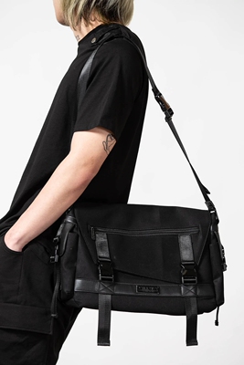 taobao agent Killstar bag Gothic machine wind punk boys black oblique span shoulder bag ipad computer bag