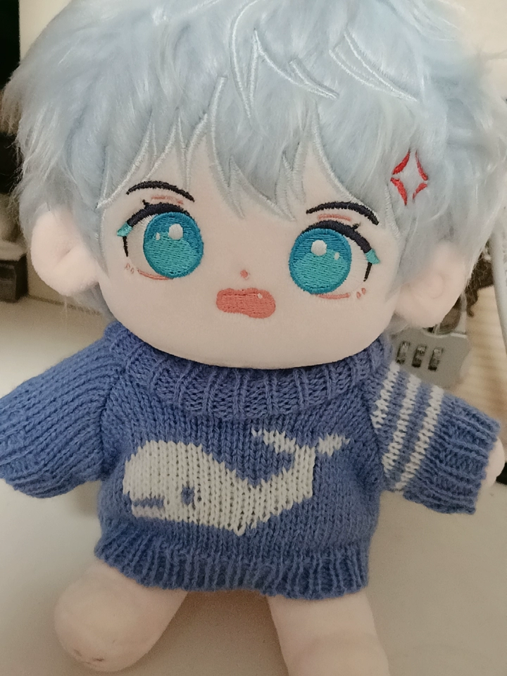 I Can Do It cotton doll blue whale knitted sweater detail