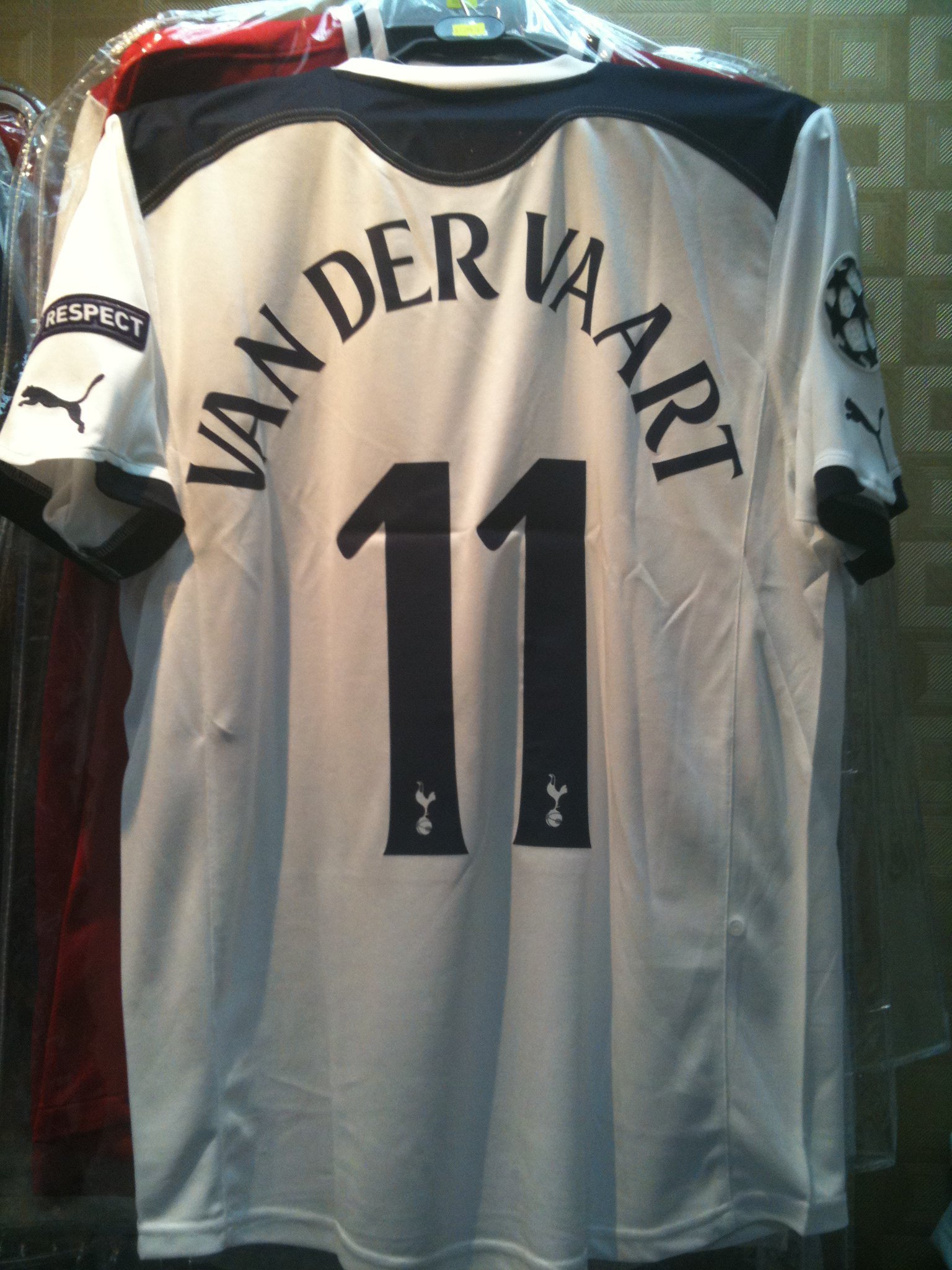 

Футбольная форма Puma 11 RESPECT