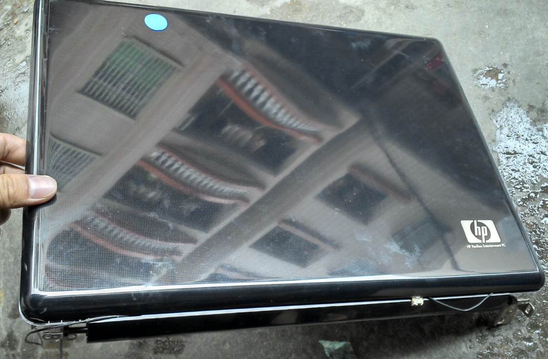 

Комплектующие и запчасти для ноутбуков HP DV7 AB